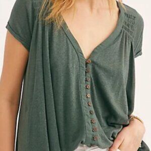Free People Highland Tee  in army green (XS)